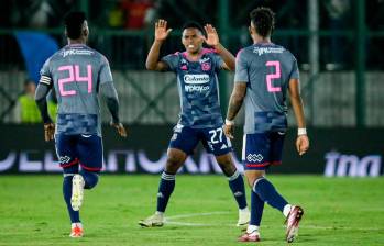 El delantero Brayan León Muñiz marcó el gol del empate del Medellín contra los bogotanos. FOTO: COLPRENSA 