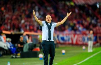 Alejandro Restrepo firmó contrato con el Medellín por dos años. Espera tener la posibilidad de estar todo ese tiempo en la institución. Sueña con llevar al equipo a pelear la Sudamericana. FOTO camilo suárez 