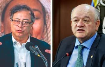 El exfiscal y exministro de Justicia, Alfonso Gómez Méndez, dijo: “Como diría el maestro Echandía, ¿una Constituyente para qué? Es decir, ¿qué diablos quieren hacer?” En la foto: presidente de la Corte Constitucional, José Fernando Reyes y Gustavo Petro, presidente de Colombia. Foto: Presidencia/Colprensa