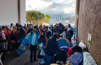 Las protestas iniciaron desde las 8:00 de la mañana de este lunes. FOTO CORTESÍA 