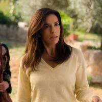 Carmen Maura y Eva Longoria en Tierra de mujeres, la serie que este 26 de junio estrena Apple TV+. FOTO Cortesía