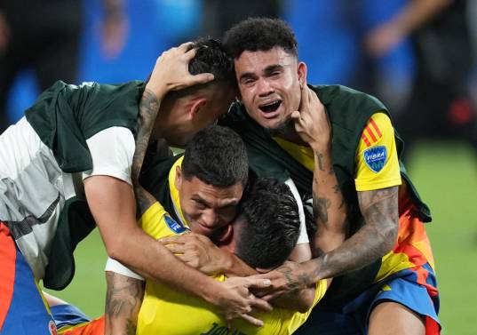 Colombia, con 10 hombres, venció a la favorita Uruguay y se enfrentará a Argentina a la final. FOTO: JUAN ANTONIO SÁNCHEZ 