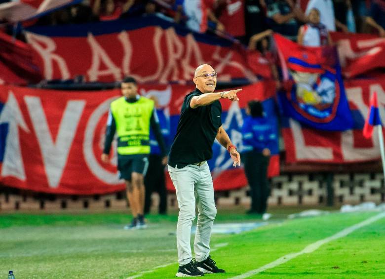 El técnico Alfredo arias ya conoce a sus posibles rivales en los octavos de final de la Sudamericana. FOTO CAMILO SUÁREZ