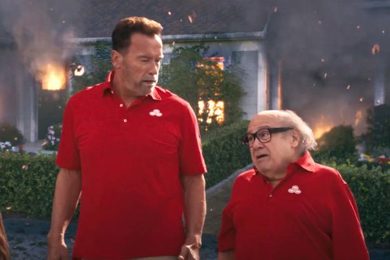 Like a Good Neighbaaa (:60) | feat. Arnold Schwarzenegger & Danny DeVito | State FarmÃÂ® Commercial