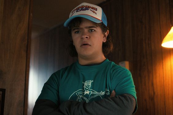 Gaten Matarazzo as Dustin Henderson in STRANGER THINGS.