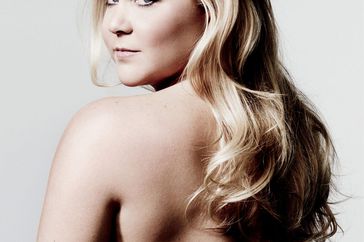 The Girl with the Lower Back Tattoo (8/16/2016)by Amy Schumer