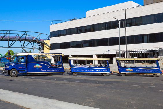 STOCK IMAGE 15 People Injured, Including 1 Critically, in Tram Crash at Universal Studios Hollywood