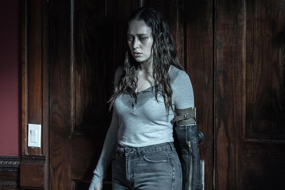 Alycia Debnam-Carey on 'Fear the Walking Dead'