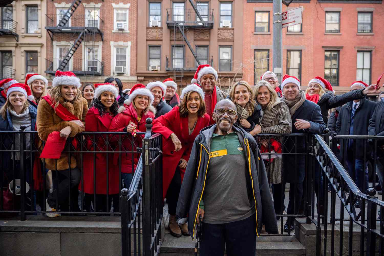 Al Roker surprised by 'Today' staffers with Christmas carols