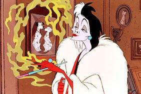 ALL CROPS: MSDONHU_EC023_H ONE HUNDRED AND ONE DALMATIANS, (aka 101 DALMATIANS), Cruella De Vil, 1961 Everett Collection / Everett Col