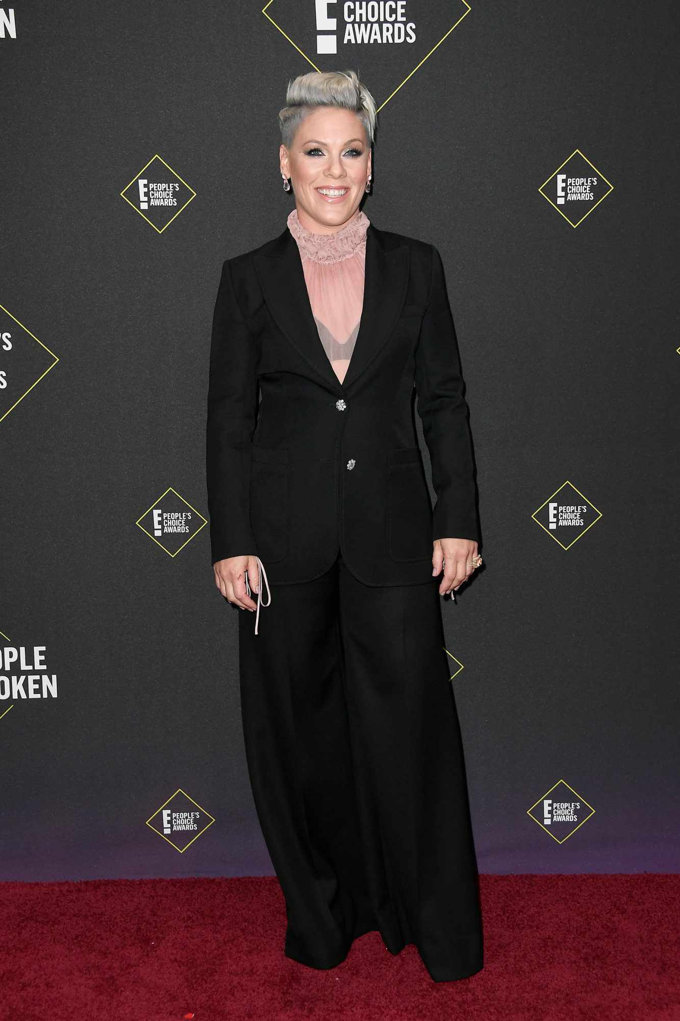 2019 E! People's Choice Awards - Arrivals