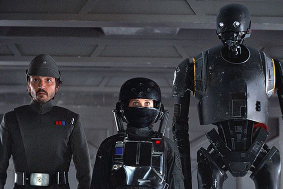 Rogue One: A Star Wars Story L to R: Cassian Andor (Diego Luna), Jyn Erso (Felicity Jones), and K-2SO (Alan Tudyk) 