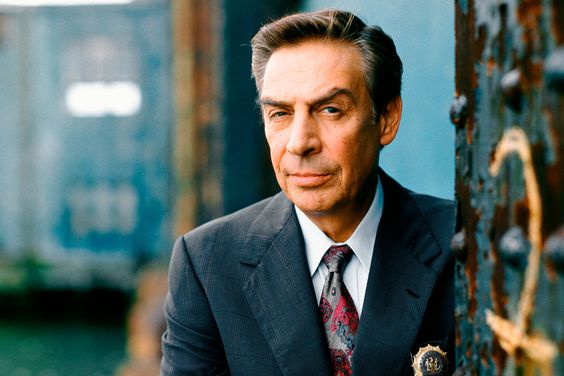 LAW & ORDER -- Season 7 -- Pictured: Jerry Orbach as Detective Lennie Briscoe
