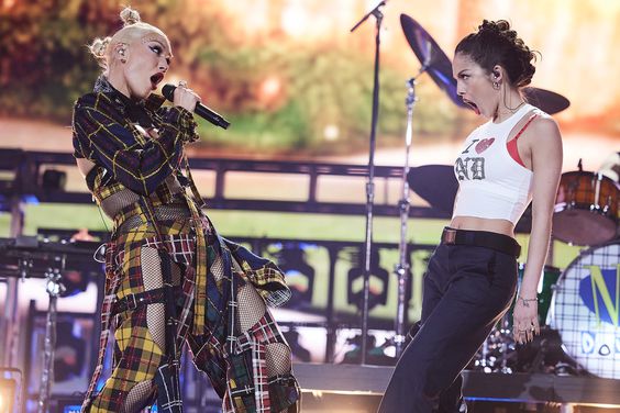 (L-R) Gwen Stefani of No Doubt and Olivia Rodrigo perform at the Coachella Stage during the 2024 Coachella Valley Music and Arts Festival at Empire Polo Club on April 13, 2024 in Indio, California. 