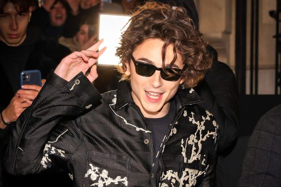 PARIS, FRANCE - JANUARY 25: Timothée Chalamet is seen arriving at the Jean-Paul Gaultier show during Paris Fashion Week Haute Couture Spring Summer 2023 on January 25, 2023 in Paris, France. (Photo by Arnold Jerocki/Getty Images)