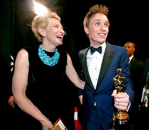 Cate Blanchett and Best Actor winner Eddie Redmayne