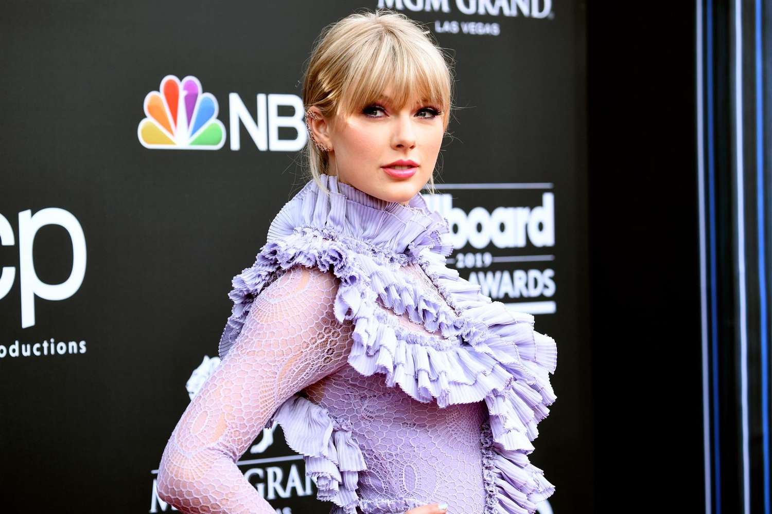 LAS VEGAS, NEVADA - MAY 01: Taylor Swift attends the 2019 Billboard Music Awards at MGM Grand Garden Arena on May 01, 2019 in Las Vegas, Nevada. (Photo by Frazer Harrison/Getty Images)