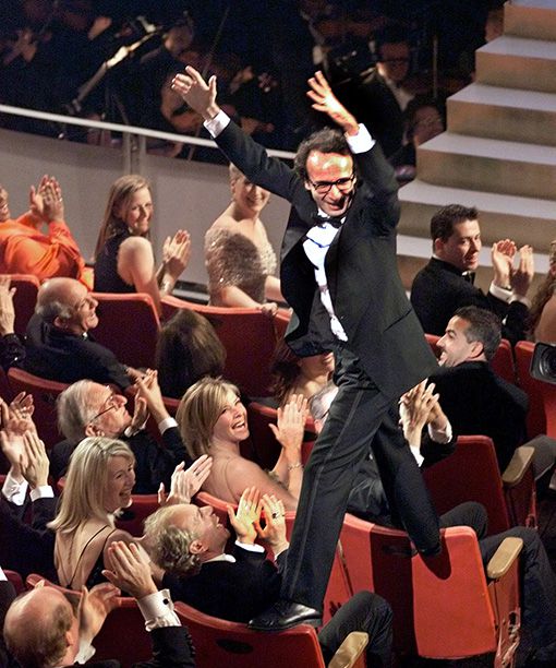 Roberto Benigni Climbs Over People's Seats to Reach the Podium, 1998 Oscars