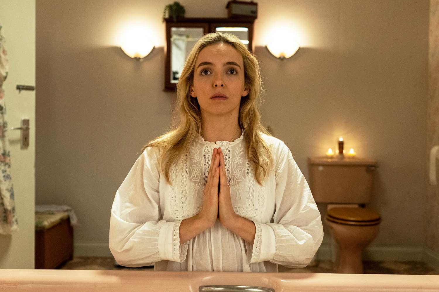 Jodie Comer as Villanelle Killing Eve Season 4 Episode 1