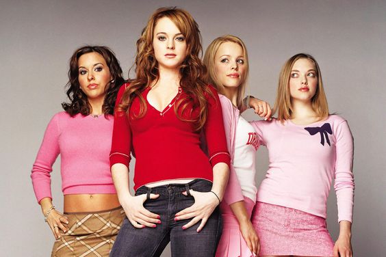MEAN GIRLS, from left: Lacey Chabert, Lindsay Lohan, Rachel McAdams, Amanda Seyfried, 2004. u00A9Paramou