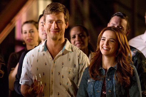 Set It UpPICTUREDGlen Powell, Zoey DeutchCREDITKC Baily/Netflix