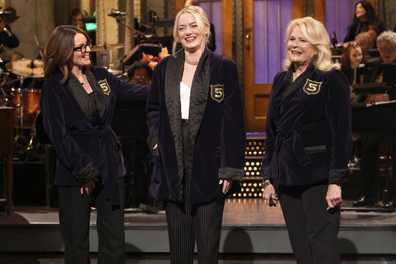 SATURDAY NIGHT LIVE -- Tina Fey, host Emma Stone, and Candice Bergen 