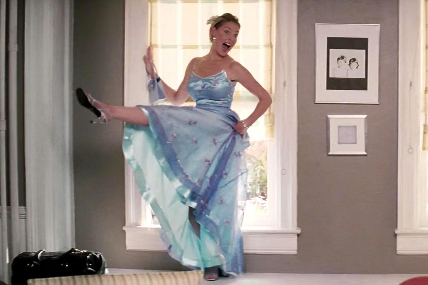 27 Dresses (2008) (screen grab) CR: 20th Century Fox