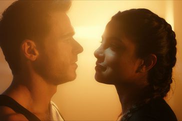 Richard Madden and Priyanka Chopra Jonas in Citadel