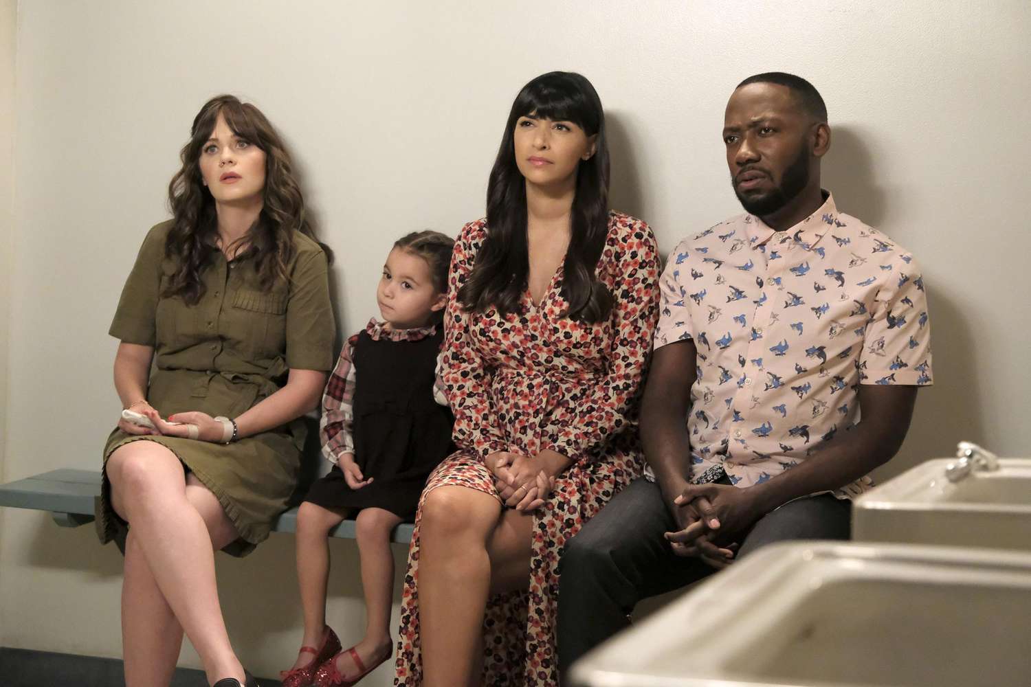 NewGirl-Ep701_Sc39-Ray_1694_hires2