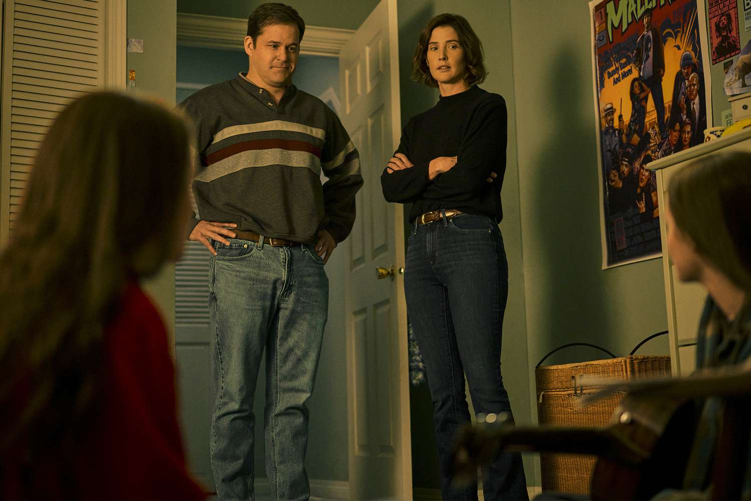 Kyle Bornheimer and Cobie Smulders on 'High School'