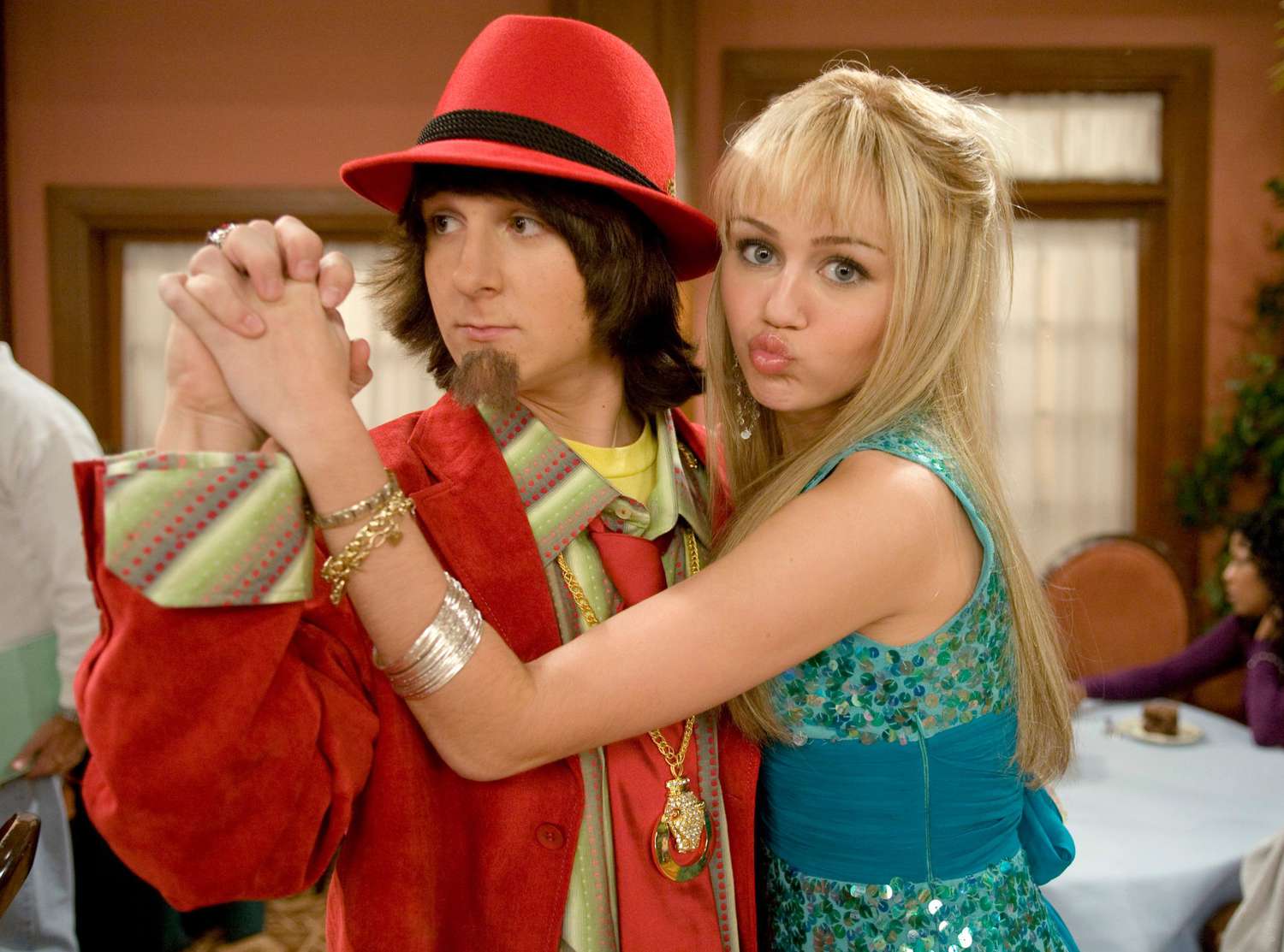 Mitchel Musso and Miley Cyrus in 'Hannah Montana'