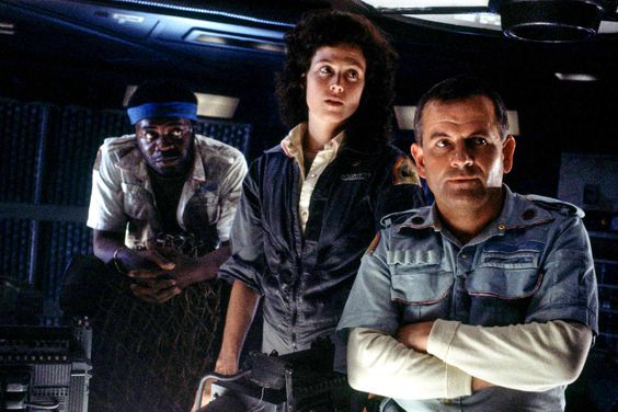 ALIEN, Yaphet Kotto, Sigourney Weaver, Ian Holm