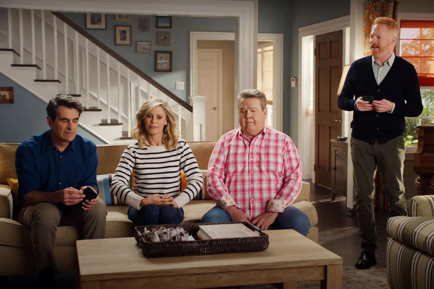 Modern Family reunite for WhatsApp commercial 