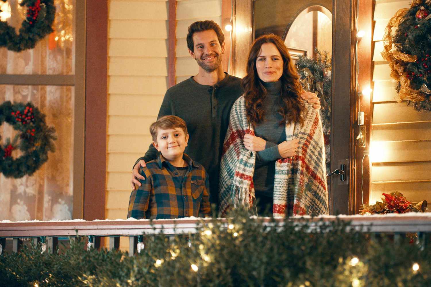 2021 Lifetime Christmas Movies - Rebuilding a Dream Christmas