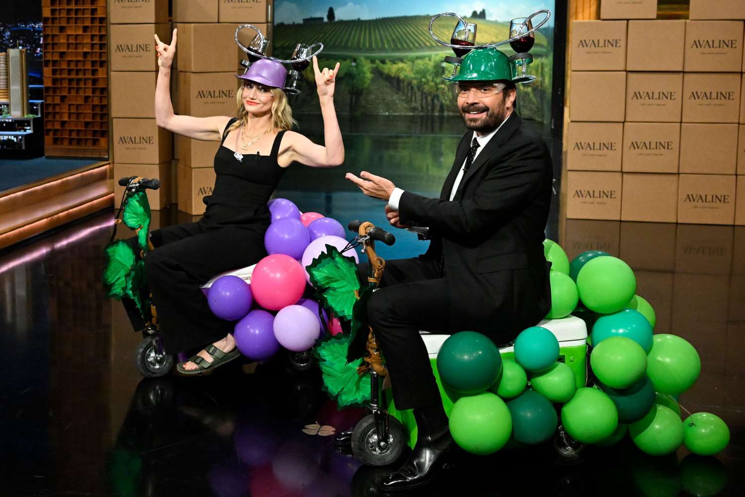 THE TONIGHT SHOW STARRING JIMMY FALLON -- Episode 1711 -- Pictured: (l-r) Actress Cameron Diaz and host Jimmy Fallon during Wine Cooler Race on Friday, September 16, 2022 -- (Photo by: Todd Owyoung/NBC via Getty Images)