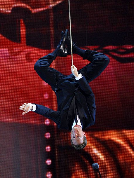 The host is left hanging as Angela Lansbury and American Theater Wing chair Ted Chapin describe the activities of the organization behind the Tonys.