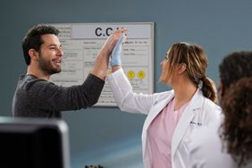 GREYS ANATOMY - Put the Squeeze on Me While Richard ponders his surgical abilities, Jo is charmed by her patients brother. Elsewhere, Megan makes sure Teddy and Owen talk out their differences, and a pet python causes an uproar when Greys Anatomy airs THURSDAY, MARCH 24 (9:00-10:01 p.m. EDT), on ABC