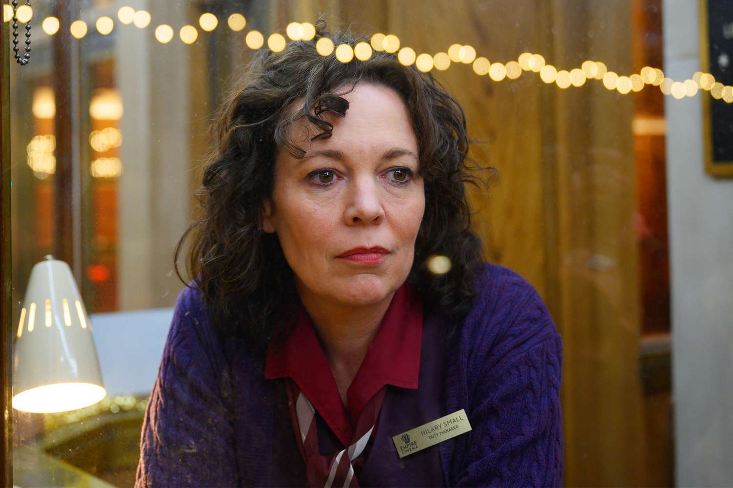 Olivia Colman in EMPIRE OF LIGHT. Photo by Parisa Taghizadeh, Courtesy of Searchlight Pictures. © 2022 20th Century Studios All Rights Reserved.
