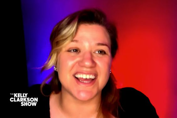 How Will I Know (Whitney Houston) Cover By Kelly Clarkson | Kellyoke