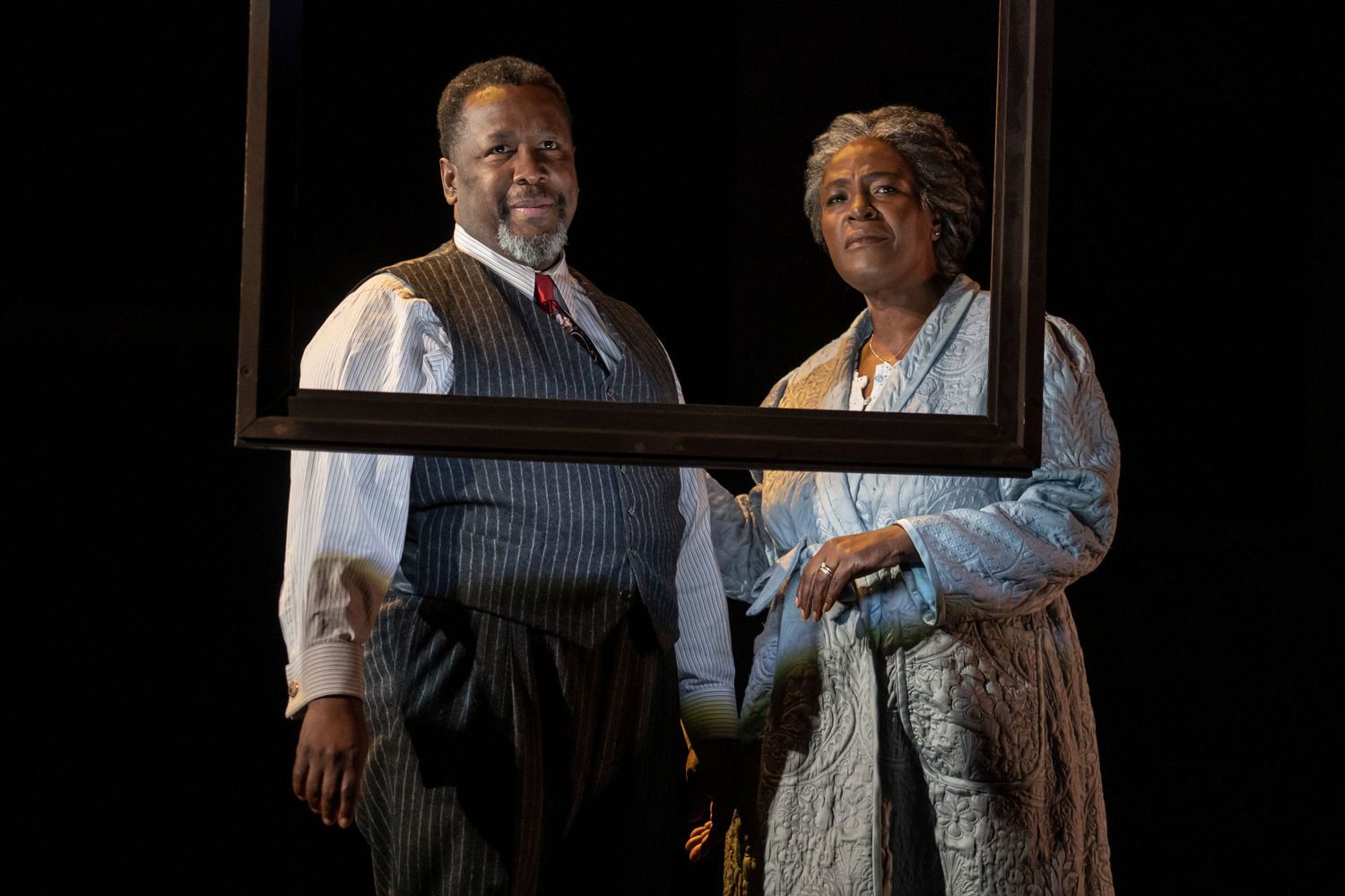 Death of a Salesman. Photo by Joan Marcus. Olivier Award nominee Wendell Pierce and Olivier Award winner and 2022 Tony Award® nominee Sharon D Clarke reprise their roles as Willy and Linda Loman, and they are joined by Khris Davis as Biff, McKinley Belcher III as Happy, and Tony Award® winner André De Shields as Willy’s brother, Ben. Additional cast includes Blake DeLong as Howard/Stanley, Lynn Hawley as The Woman/Jenny, Grace Porter as Letta/Jazz Singer, Stephen Stocking as Bernard, Chelsea Lee Williams as Miss Forsythe, and The Wire’s Delaney Williams as Charley.