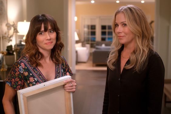 Dead to Me Christina Applegate, Linda Cardellini