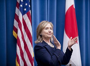 Porta-voz da secret�ria Hillary Clinton renuncia ap�s cr�ticas a caso WikiLeaks