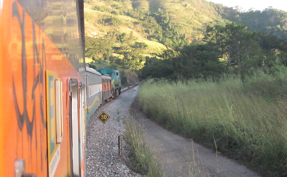 A viagem na Estrada de Ferro Vitória a Minas há 10 anos