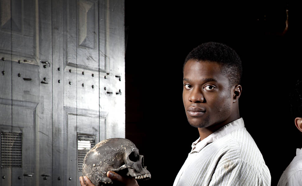 Montagem de 'Hamlet' do Globe Theatre