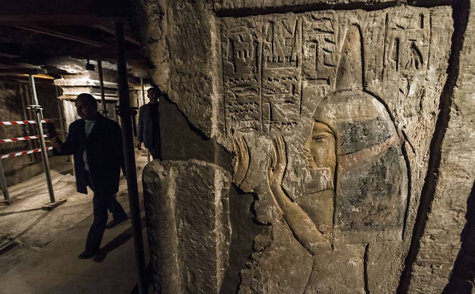 Tumba de ama-de-leite de Tutancamon é aberta no Egito