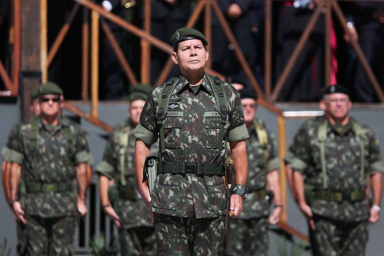 O Exército e a intervenção - idas e vindas