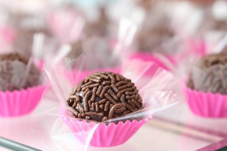 Saiba como surgiu o brigadeiro e o que aconteceu com homem que inspirou o doce