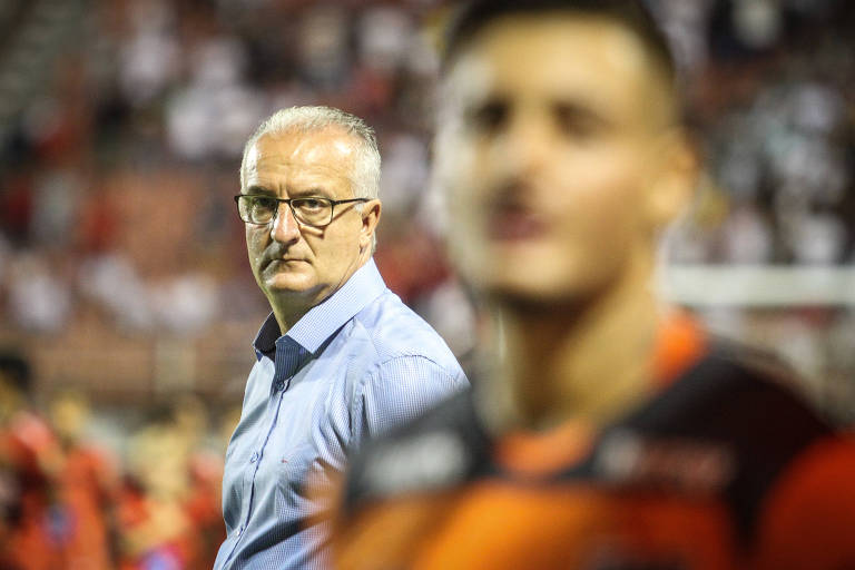 Permanência de Dorival depende de resposta imediata do São Paulo