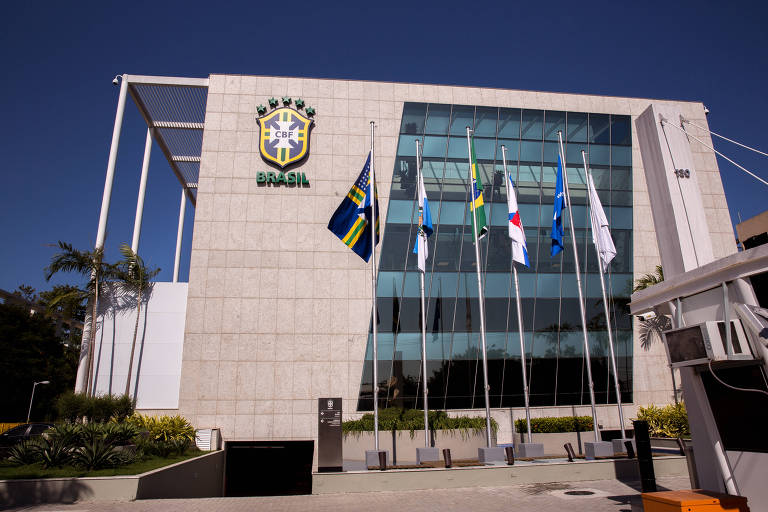 TST confirma vínculo empregatício de 'espião' da seleção brasileira e a CBF