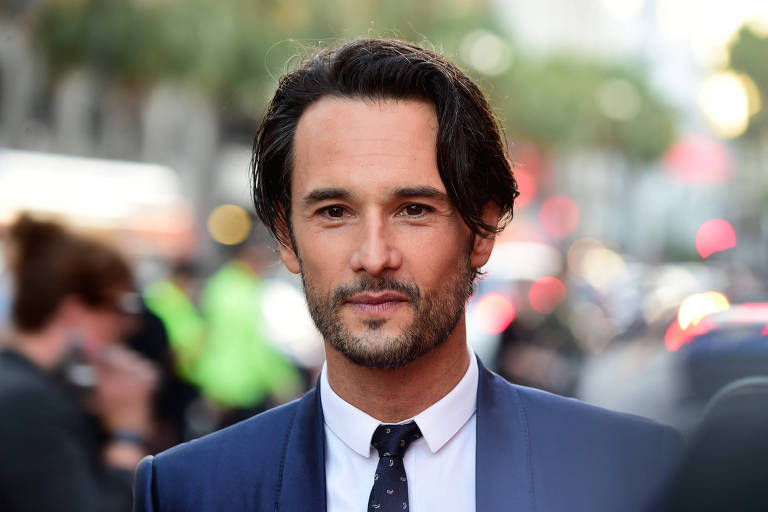 Rodrigo Santoro entra para o elenco de 'Sessão de Terapia' com personagem feito para ele